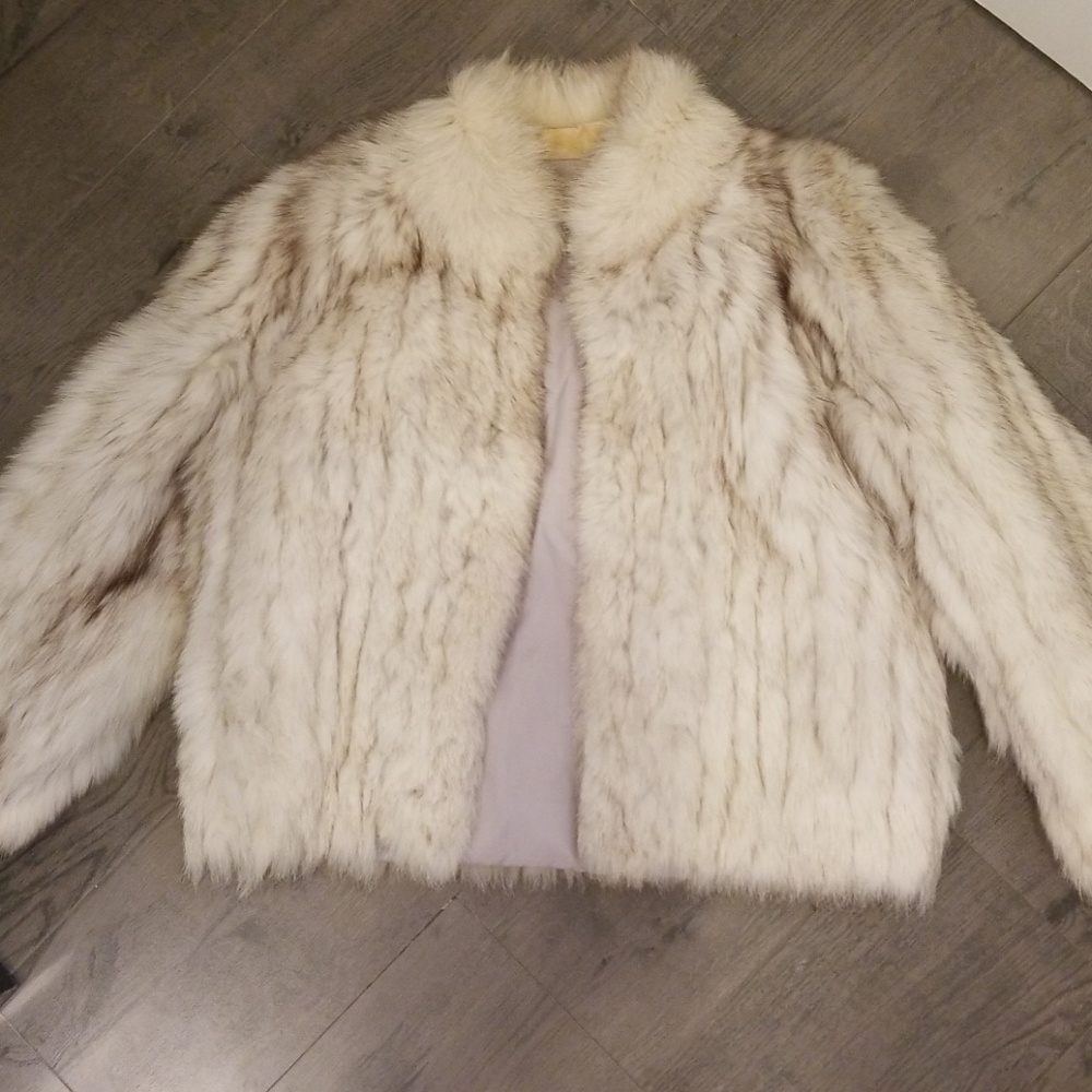 Vintage silver white fox fur coat